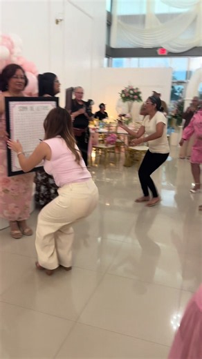 Juegos divertidos para baby shower y animación de eventos