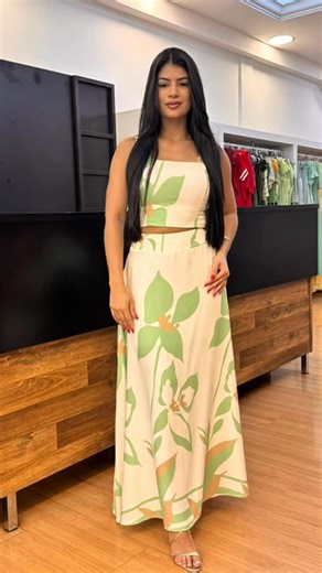 Zaskia Moda | Loja de Roupas on Instagram: "Quando o conjunto fala por você ✨ Estilo, conforto e versatilidade em uma única escolha 🤍 📌 Av. Floriano Peixoto, 521 – Centro – Uberlândia 📦 Entregamos em todo o Brasil 💳 Parcelamos no cartão de crédito 🏆 Peças de qualidade. #zaskiamoda #reelsmoda #conjuntomoderno #lookdodia"