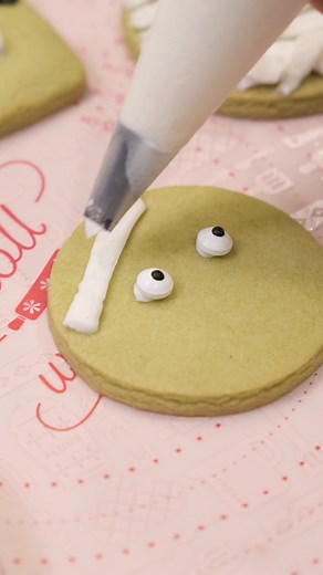 Make these easy #matcha monster cookies using our Youtube tutorial! #sugarcookies #buttercreamcookies #cookiedecorating #halloweencookies