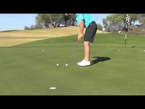 Bryce Molder putting practice!