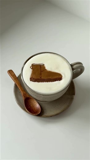 Phone, coffee, boots. ☕️: @Jiaxin’s homecafe #UGG | UGG