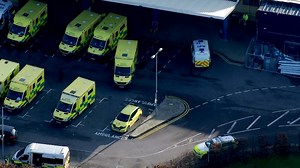 33K views · 145 reactions | London hospitals could be less than two weeks away from being overwhelmed. NHS boss Sir Simon Stevens revealed a further 800 Covid patients were admitted yesterday. | Simon Harris | Facebook