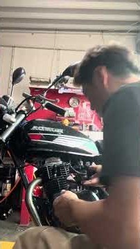 次のお客様はエイプのインマニ交換とキャブレター点検清掃と、オイル交換です！＃バイク