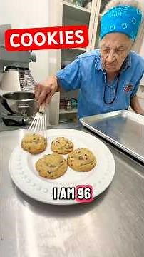 MY CHOCOLATE CHIP COOKIES
