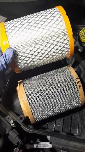 2017 Jeep Patriot 2.4L engine air filter replacement.