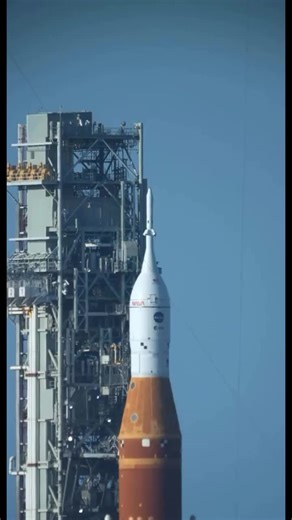 🚀 Humans are going back to the Moon… but not the way you think. NASA’s Artemis missions are building something much bigger than just a landing. Instead of short visits like Apollo, the goal is to create a long-term human presence on the Moon. That means astronauts won’t just go… they’ll stay. And this time, the Moon is just the beginning. Would you go there? 🌕 #nasa #space #spacex #astronomy #artemis