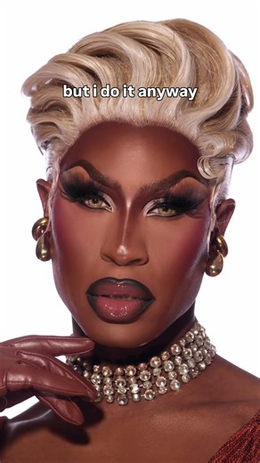 Drag queens makeup ZOOMED all the way to see all the details #rpdr #dragrace #rupaulsdragrace