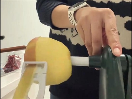 削苹果神器来啦！就这么水灵灵吸上去了