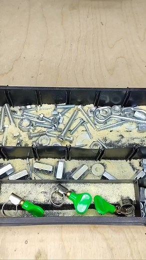 Be sure to remember this trick! #trick #tip #lifehacks #secret #cleaning #handtools #toolbox #plumbing #carpenter #tool #toolporn #tools #powertool | Teresa Stampley