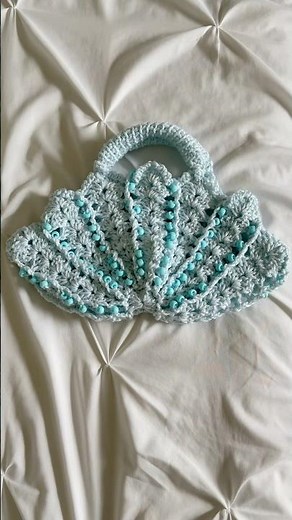 Crochet Shell Bag Tutorial #crochet #crochetideas #tutorial