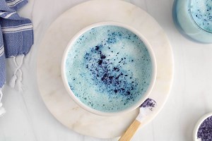Butterfly Pea Flower Tea Latte (Blue Matcha) - Plant Based Jess