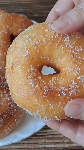 Fluffige Donuts #donuts #donutrezept #donutselbermachen