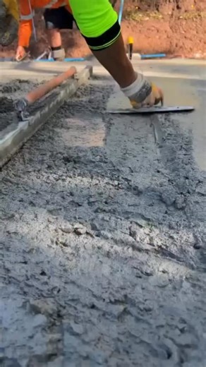 Does higher slump mean weaker concrete? 🤔 Watch this video to understand the truth behind slump value & concrete strength! #infrastructure#civil#constructiontips#infra | Imagination Infrastructures