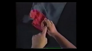 Teaching video - 25 Tricks with Magic Thumb Tip - Kingmagic