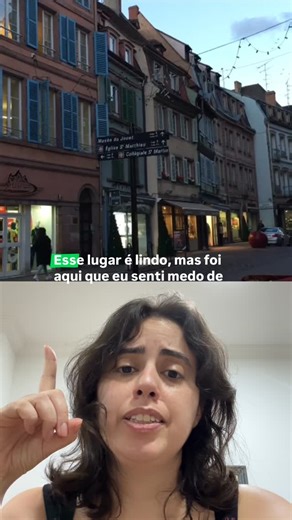 Júlia Almeida |TOC |Viagem Solo|Ansiedade on Instagram: "[parte 1]Nessa viagem eu senti medo. Mas também me diverti. Em um dia voltando a noite para o hotel ,a cidade estava muito vazia) um rapaz me seguiu, eu mostrava pra ele q estava desconfortável e ele continuava vindo atrás de mim (acho até que ele estava só sendo inconveniente...mas...) . Quando entrei no hotel ele foi embora. No outro dia, um cara, de bicicleta, olhou pra mim e ficava falando "brasileira?" . Não dei bola e ele ficou me se