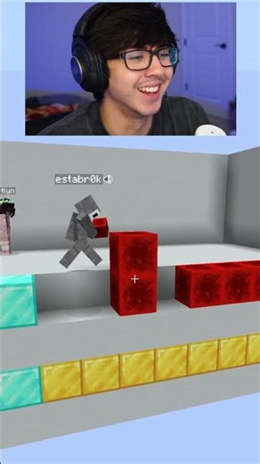 I made this SO INSANE!!!🤔Minecraft Color Match VS GIRLFRIEND #minecraft #shorts #minecraftshorts