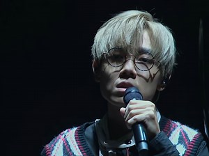 “也许一想起某某是唯一可钟意 才来害怕无下次其实多么讽刺”林家谦《下一位前度》