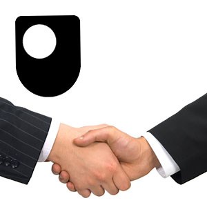 Cooperation, anarchy and interdependence