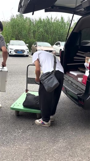 音响设备安装调试全教程，手把手教你 5 分钟搞定布线接线！