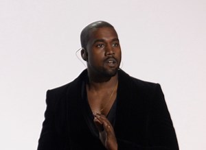 Kanye West Gifts Top5 A Swastika Chain