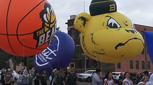 Team Waco spreads awareness at Baylor homecoming parade