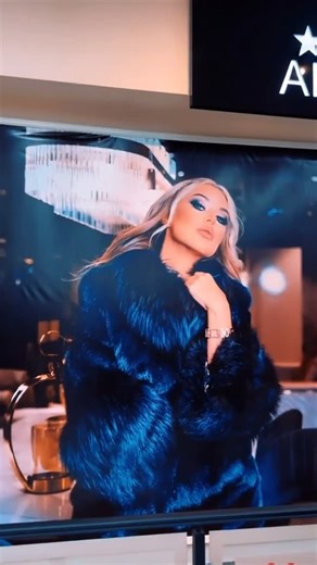 Victoria x MODEL on Instagram: "Работаем 💪🏻"