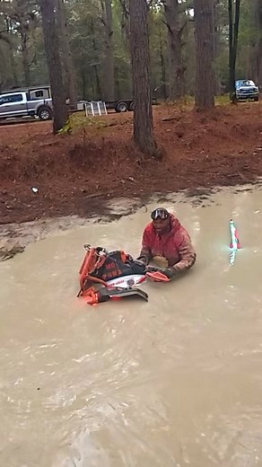 Glad we had our @gatorwaders on! #westtnmudders #gatorwaders #ratsatvpark | West Tn Mudders