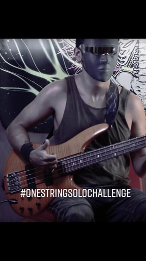2.3K views · 76 reactions | This is the #onestringsolochallenge.I dare you to record a solo using only one string. Download the backing track from link in the comments and show me what you can do. i want to hear you !!   落 . . . #guitarsolo #shredguitar #modernguitar | Hector Hellion | Facebook