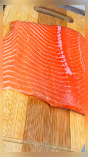 J’ai appris ce truc dans un restaurant ! Saumon juteux et délicieux#pourtoi #delicious #cuisine #recette #cooking