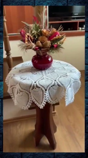 Beautiful Crochet table cloth tutorial #tablecloth #crochettablecloth #crochethomedecor