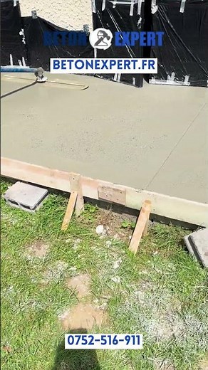 Béton désactivé pour allées autour de la maison 🏡#construction #renovation #maison #beton