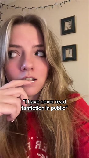 Reading Fanfiction in Unusual Places