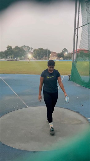 🔥 Discus Throw Practice | Chasing Bigger Throws Every Day 💪🏆 #DiscusThrow #Athletics #YTShorts