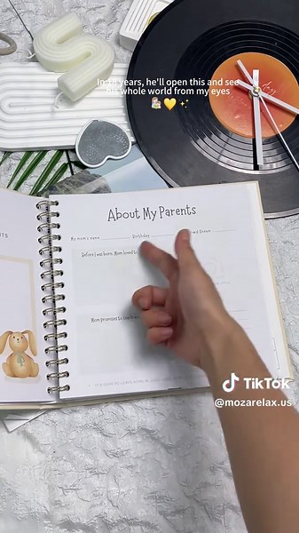 Creating a Cherished Baby Journal for New Parents