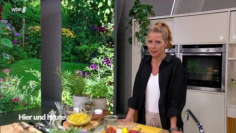 Hier und heute: Mediterraner Nudelsalat und Kotelett mit Zitrone