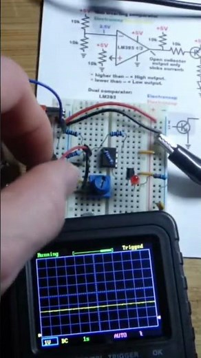 Input Voltages Oscilloscope LM393 Non Inverting Comparator Switching PNP BJT LED Circuit Measured