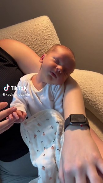 when that breast milk is a symphony of flavors #babymozart #newborn #conductor #music #breastmilk #babygirl #2weeksold #baby #babytiktok #symphony