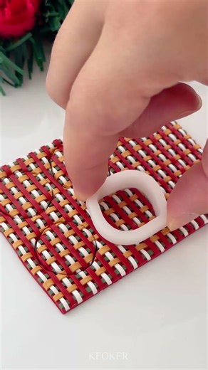 Trying something fresh with this Christmas inlay—do you love it? 🎄🎁❤️