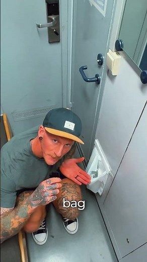 🚆 We booked a first-class sleeper cabin on the Stockholm to Boden train in Sweden!