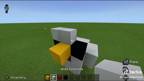 Crafting a Minecraft Chicken Statue Tutorial