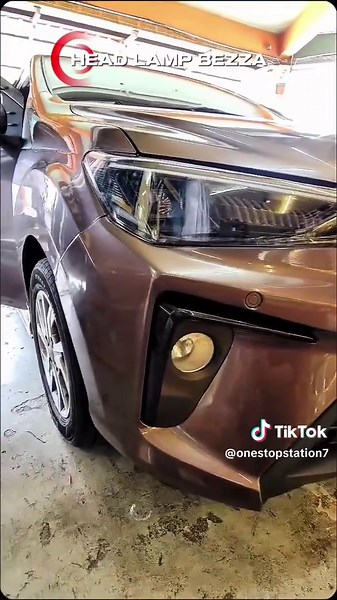 HEAD LAMP BEZZA NEW DESIGN lampu ni memang terang dan ada running signal light sekali bulit in led untuk low beam dan high beam lampu ini semua pakai plug & play tak perlu potong wiring original guys yang pakai kereta bezza cepat datang pm kami untuk booking sekarang 016-216 8125