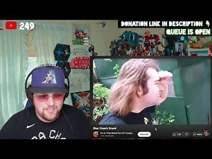 Colaws goons to Blue Vixen's Snack on stream