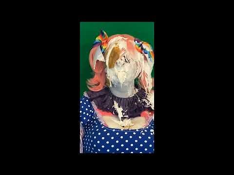 Laughing Clown gets Pied