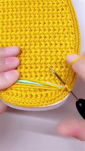 Diy making Beautiful woolen slippers #crochet #handmade #handcraftedshoes #shoes #tips