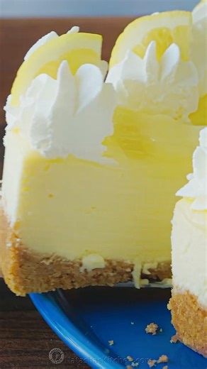 This Lemon Cheesecake Is Everything #shorts