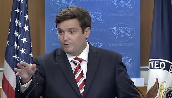 'Trump Has A Humanitarian Heart': Tommy Pigott Embarrasses Himself, Fawns Over Trump During Nonsensical Diatribe In Press Briefing