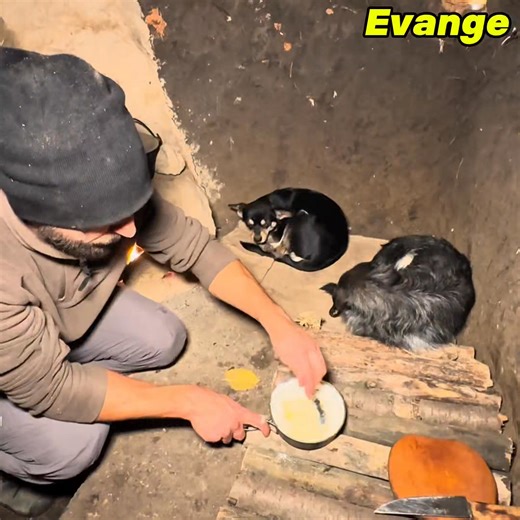 Secret cave building a warm and dugout for survival deep underground | Evange