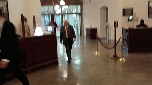 😂😂😂 #trump #trumpadministration #lindsaygraham #ladybig #fyp