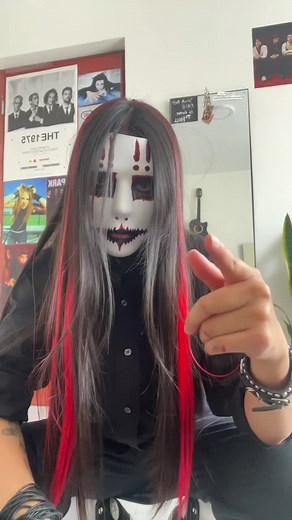 Joey Jordison Slipknot Costume Ideas and Outfits
