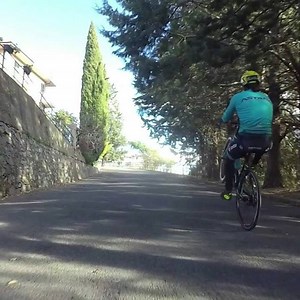 24K views · 670 reactions | Allenamento speciale per la forza ! Special #training #strong #energy #sport #brumotti @proteamastana #bike #roadbike #vittoriobrumotti @lottosport @toyota_italia @noberasco @dellorto_motorsport_official @eicmaofficial @svitolofficial | Abbombazza 100% Brumotti | Facebook